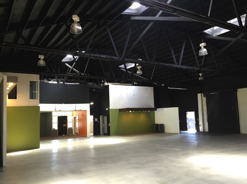 More Photos Of 8571-8575 Washington Blvd, Los Angeles Freestanding For Lease