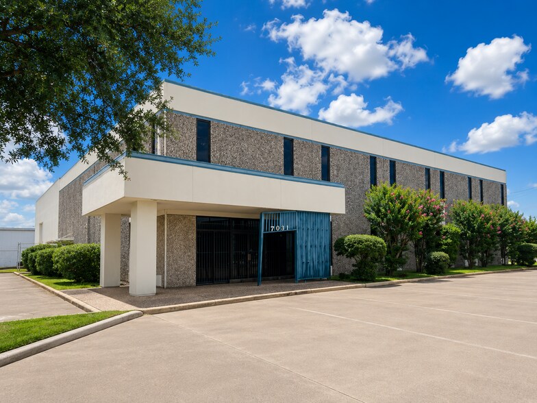 Primary Photo Of 7031 Grand Blvd, Houston Research And Development For Lease