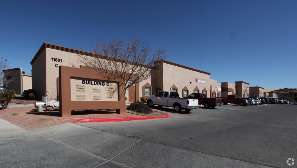 More Photos Of 11601 Pellicano Dr, El Paso Unknown For Lease