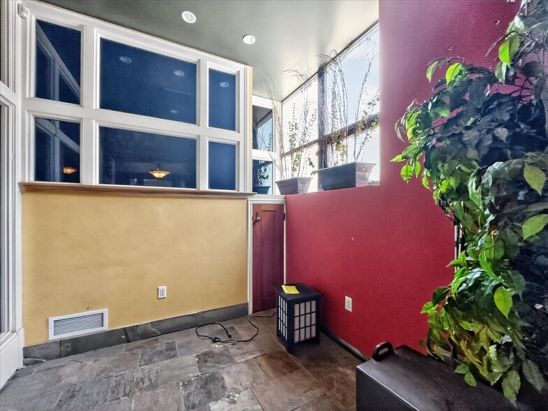 More Photos Of 263 Central Ave, Rochester Storefront Retail Office For Sale