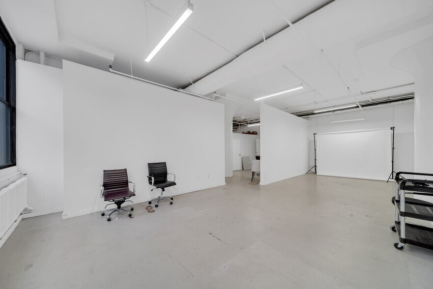 More Photos Of 545 W 45th St, New York Loft Creative Space For Lease