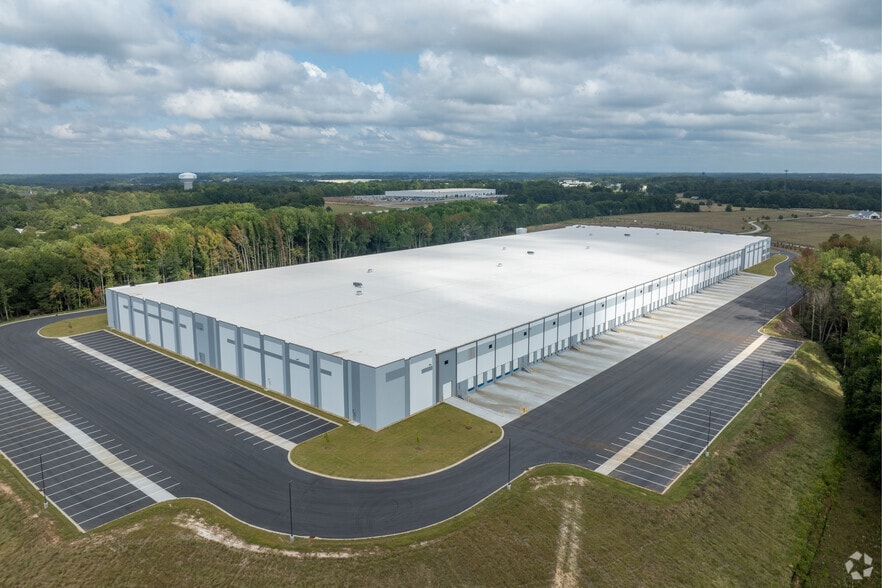 More Photos Of 134 Long Rd, Williamston Distribution For Sale