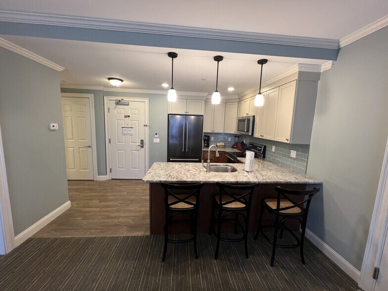 More Photos Of 22 Mountain dr, Lincoln Multifamily For Sale