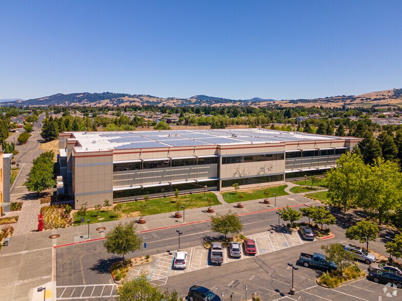 More Photos Of 1400 Valley House Dr, Rohnert Park Office For Lease