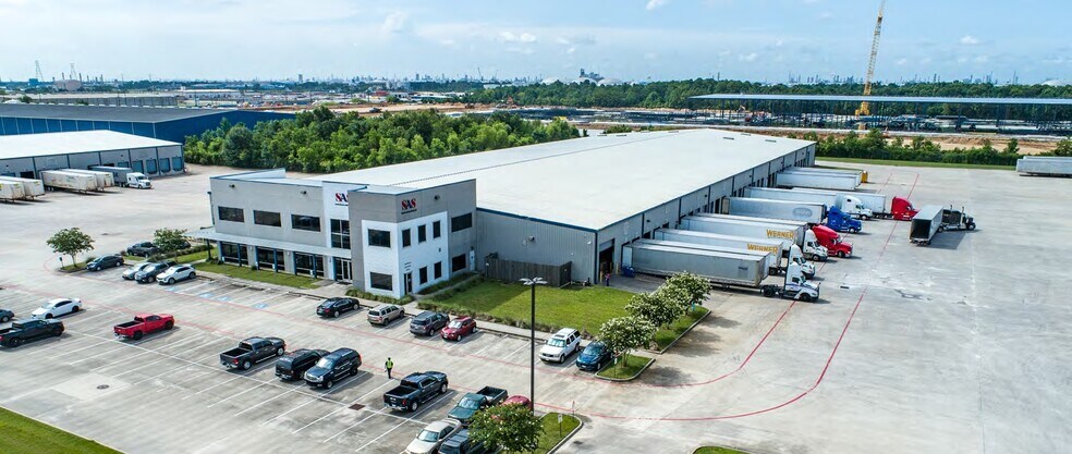 More Photos Of 15636 Market St, Channelview Unknown For Lease