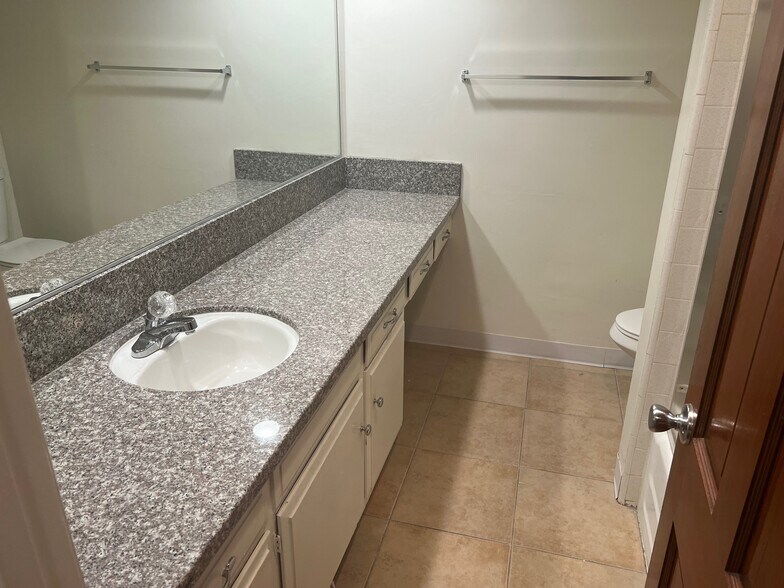 More Photos Of 18350 Napa St, Northridge Apartments For Sale