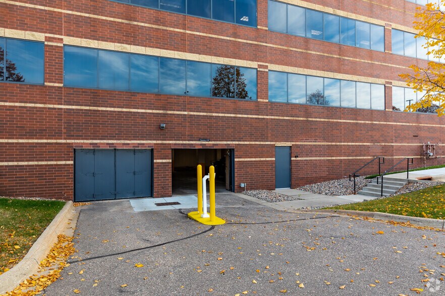 More Photos Of 1270 Northland Dr, Mendota Heights Medical For Lease