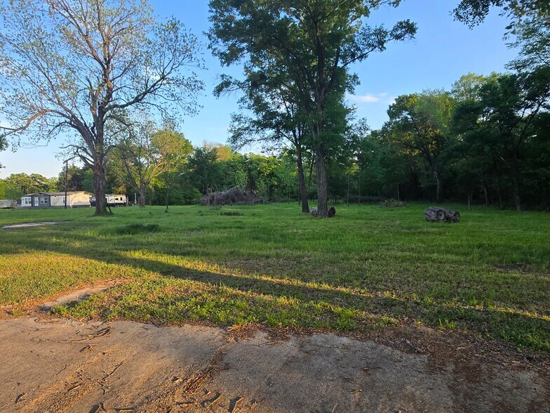More Photos Of 1645 Royall Blvd, Malakoff Land For Sale