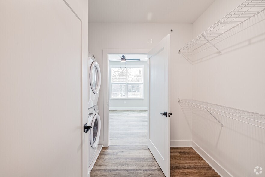 More Photos Of 4701 Forest Hill Ave, Richmond Apartments For Lease