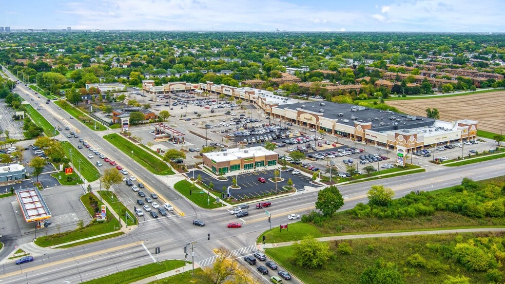More Photos Of 2503-2599 W Golf Rd, Hoffman Estates Storefront For Lease