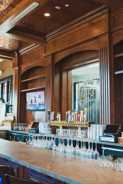 More Photos Of 4000 E Palm Valley Blvd, Round Rock Restaurant For Sale