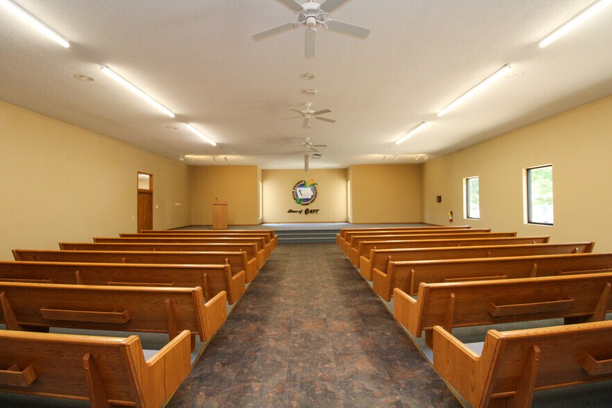 More Photos Of 100 E 3rd St, Galva Office For Sale