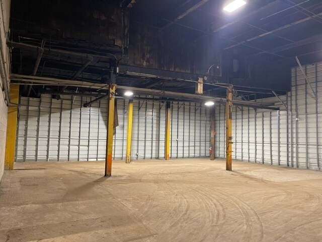 More Photos Of 600 S Brandywine Ave, Downingtown Manufacturing For Lease