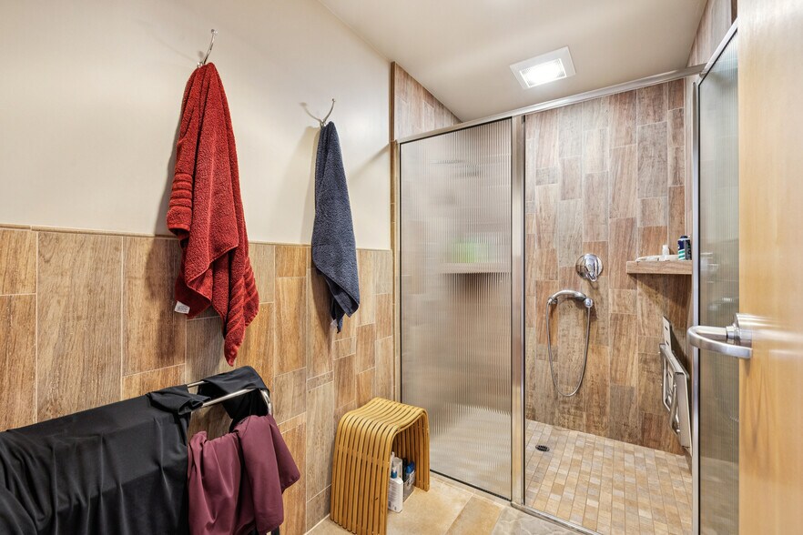 More Photos Of 550 Price Ave, Redwood City Office For Sale