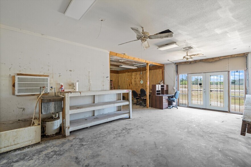 More Photos Of 9830 E US Highway 80, Terrell Industrial For Sale
