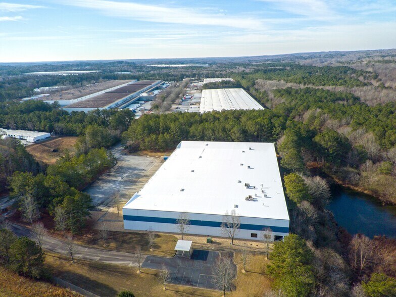 More Photos Of 1725 Westgate Pky, Atlanta Warehouse For Lease