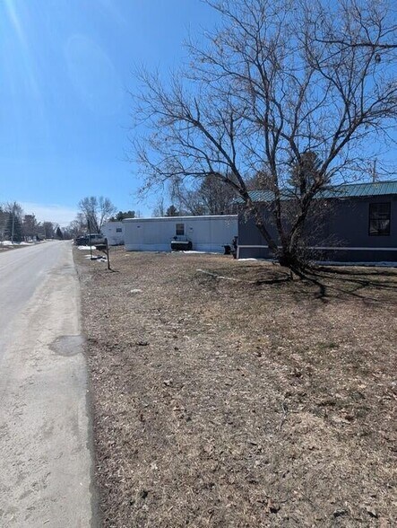 More Photos Of 1-21 Spruce st, Madison Multifamily For Sale