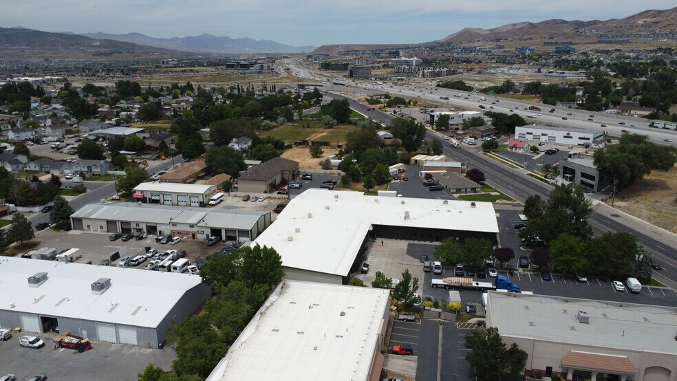 More Photos Of 1657 N State St, Lehi Manufacturing For Sale