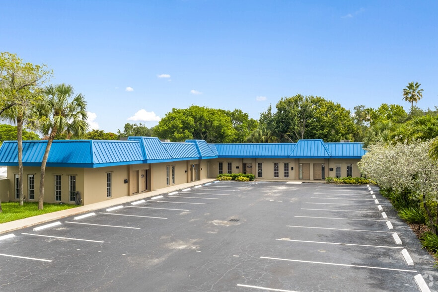 Primary Photo Of 2501 W Hillsboro Blvd, Deerfield Beach Office For Sale