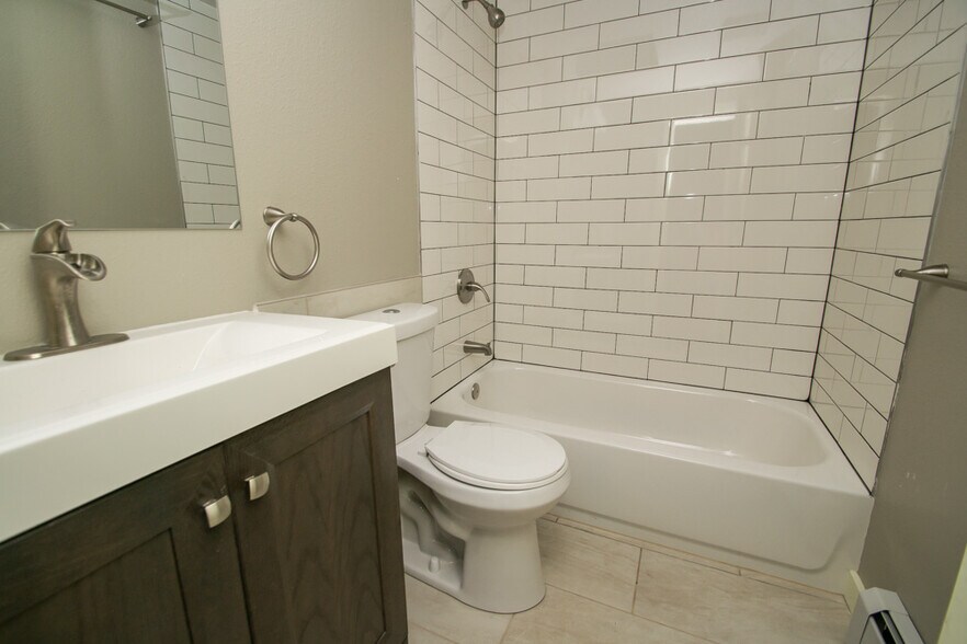 More Photos Of 1806 17th St, Boulder Apartments For Sale