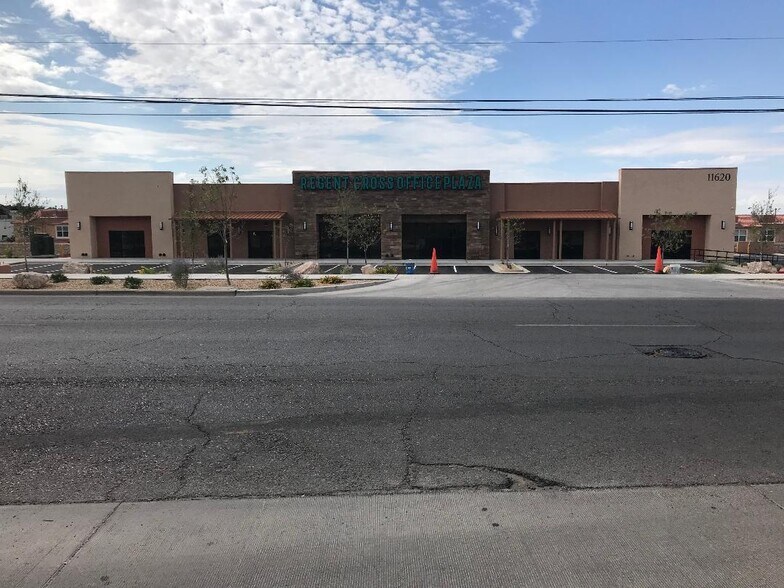 More Photos Of 11620 Pellicano Dr, El Paso Medical For Lease