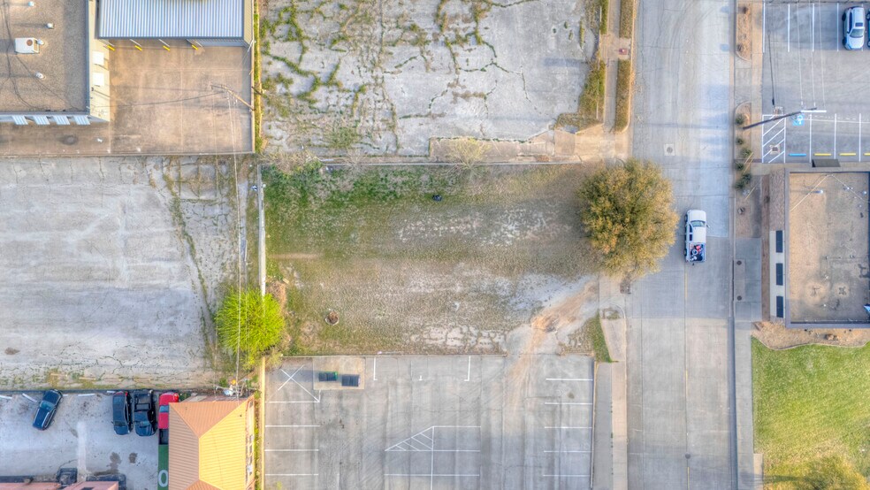 Primary Photo Of 1412 Ballinger St, Fort Worth Land For Sale