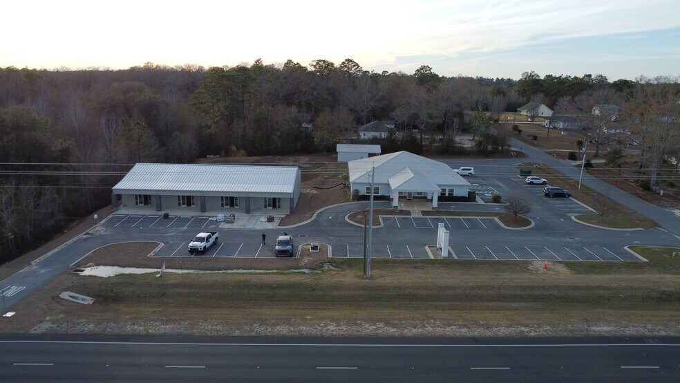 More Photos Of 3120 Southride Ln, Bonifay General Retail For Lease