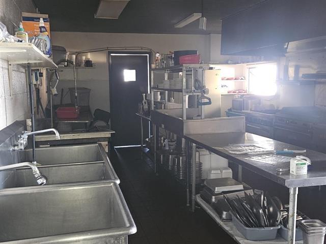 More Photos Of 204 S Central Ave, Coldwater Restaurant For Sale