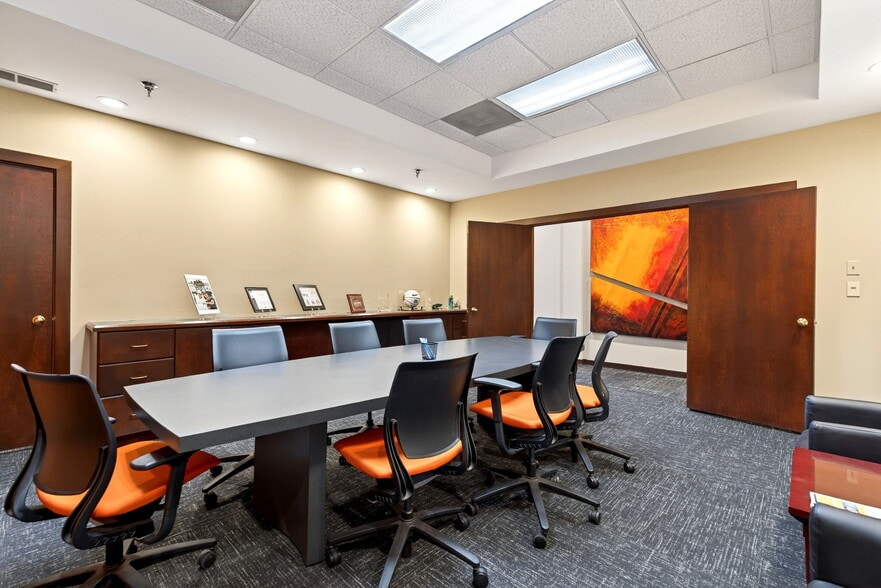 More Photos Of 6718 Loop Rd, Dayton Loft Creative Space For Sale