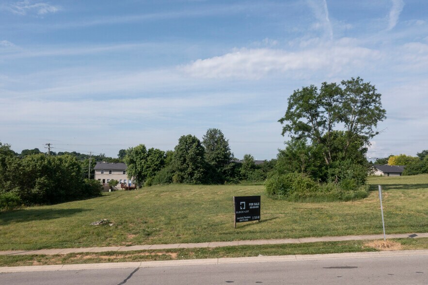More Photos Of 529 Bullion Blvd, Winchester Land For Sale