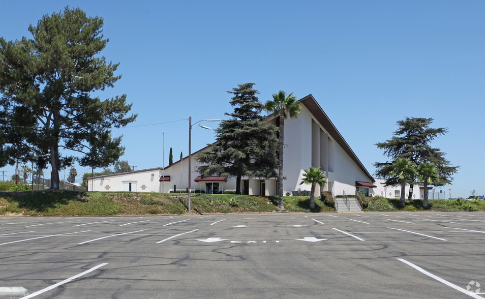 More Photos Of 3115 Altadena Ave, San Diego Religious Facility For Lease