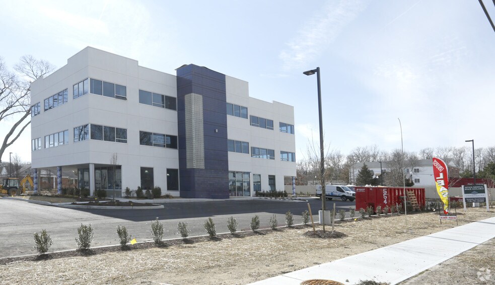 Primary Photo Of 456 Chestnut St, Lakewood Office For Lease
