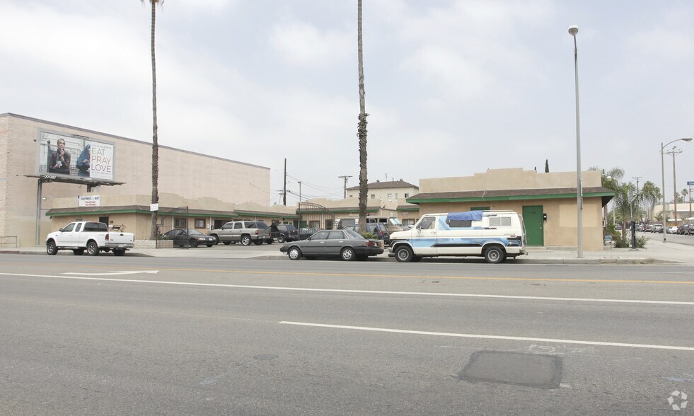 More Photos Of 11329 Sherman Way, Sun Valley Apartments For Sale