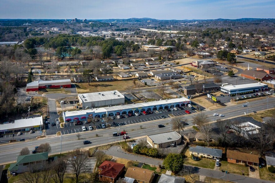 More Photos Of 1425 S University Ave, Little Rock Office For Sale