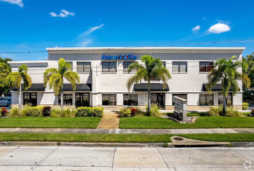 More Photos Of 3831 Tyrone Blvd N, Saint Petersburg Office For Lease