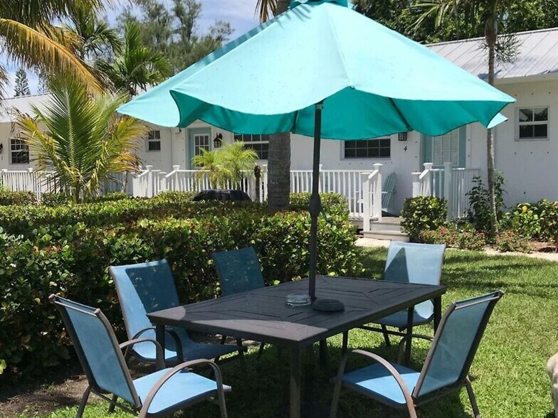 More Photos Of 2502 Tamarind Dr, Hutchinson Island Hotel For Sale