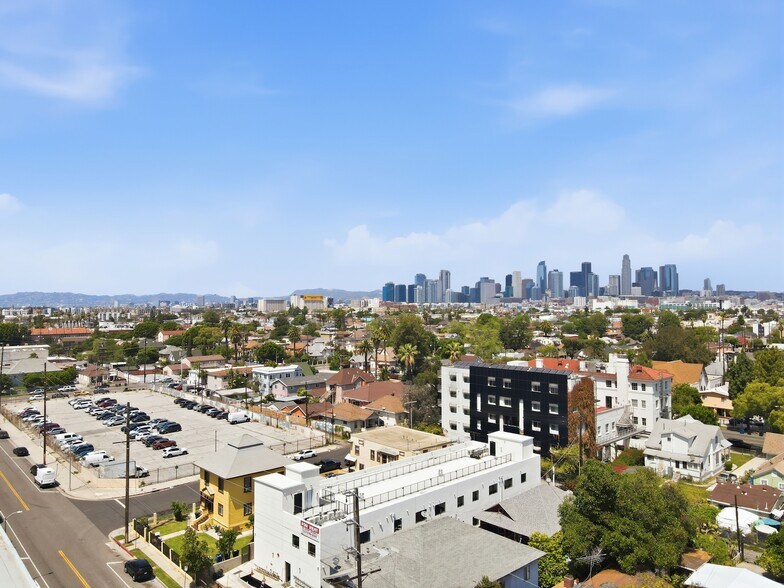 More Photos Of 1009 E 29th St, Los Angeles Apartments For Sale