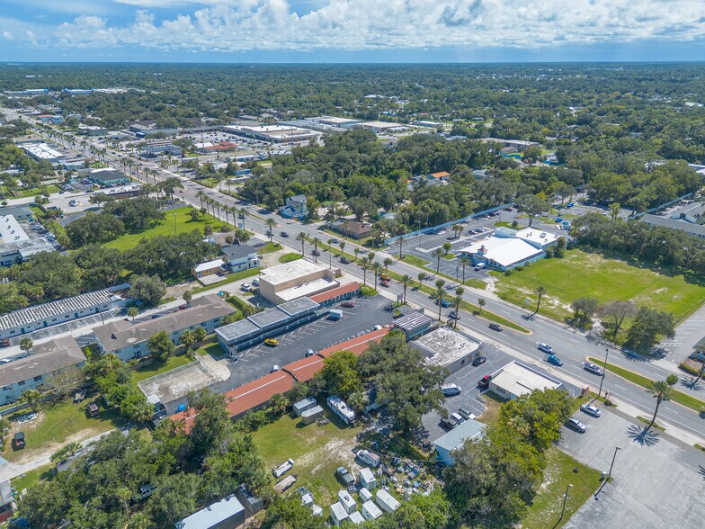 More Photos Of 1841 S Ridgewood Ave, Daytona Beach Freestanding For Sale