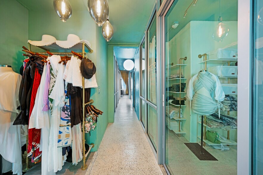 More Photos Of 7613-7617 Biscayne Blvd, Miami Storefront Retail Office For Sale