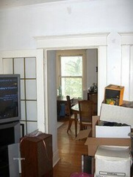 More Photos Of 1818-1820 Winhurst St, Pittsburgh Apartments For Sale