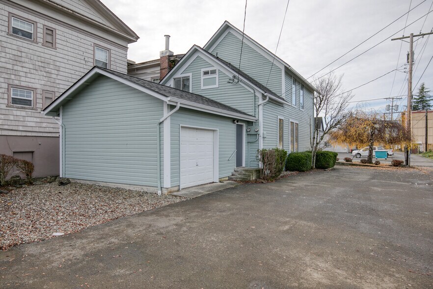 More Photos Of 208 N H St, Aberdeen Office For Sale