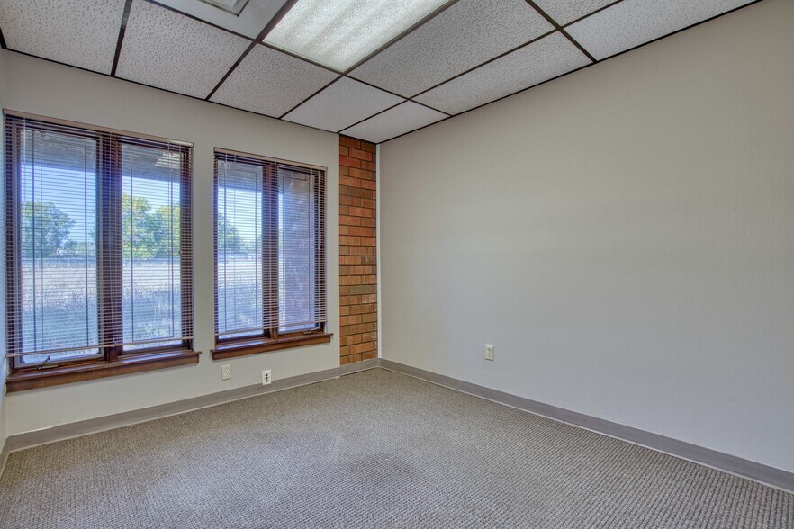 More Photos Of 1300 Plaza Ct N, Lafayette Office For Sale