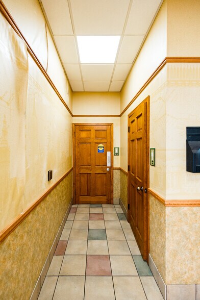 More Photos Of 417 N Saint John St, Bethany Restaurant For Sale