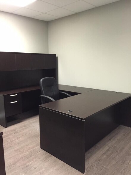 More Photos Of 701 Market St, Saint Augustine Loft Creative Space For Sale