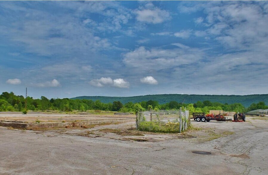 More Photos Of 13111 Memorial Pky SW, Huntsville Land For Lease