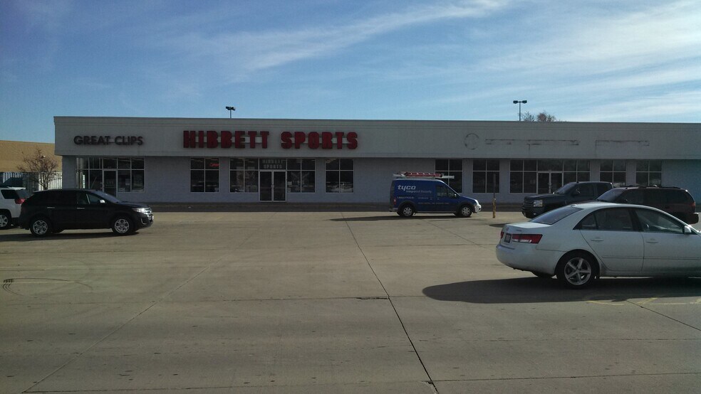 More Photos Of 2100-2110 Woodfall Dr, Charleston Unknown For Lease