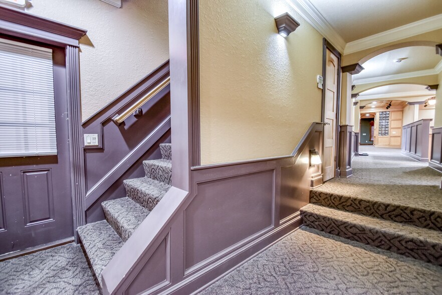 More Photos Of 4199 Main St, Perry Flex For Sale