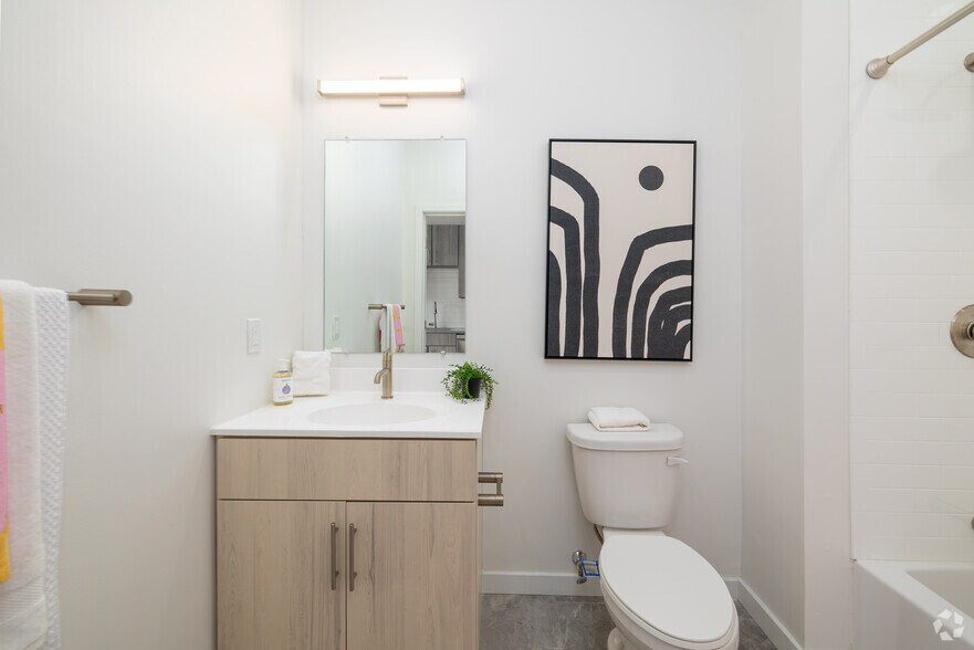 More Photos Of 741 Spring Garden St, Philadelphia Apartments For Lease