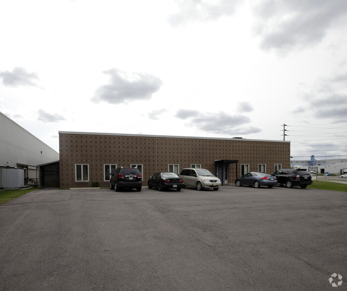 Primary Photo Of 96 Armstrong Ave, Halton Hills Warehouse For Lease