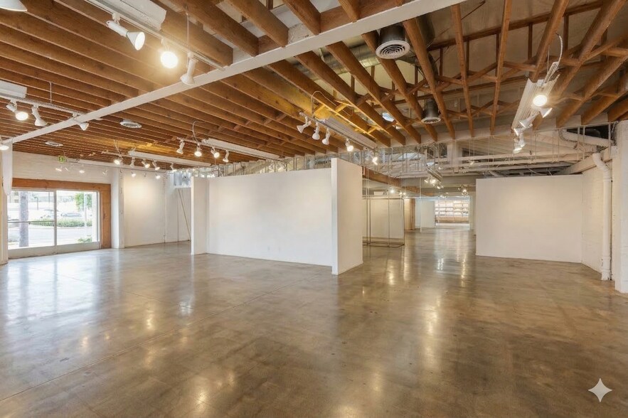 More Photos Of 383 N Indian Canyon Dr, Palm Springs Freestanding For Sale